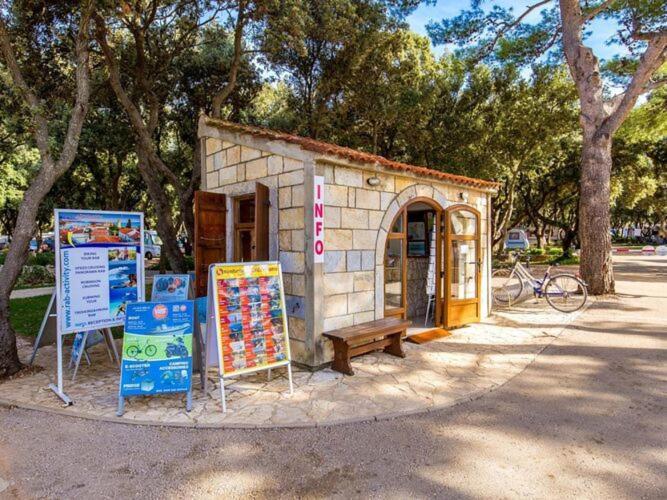 Premium Mobile Home In Новаля Екстериор снимка
