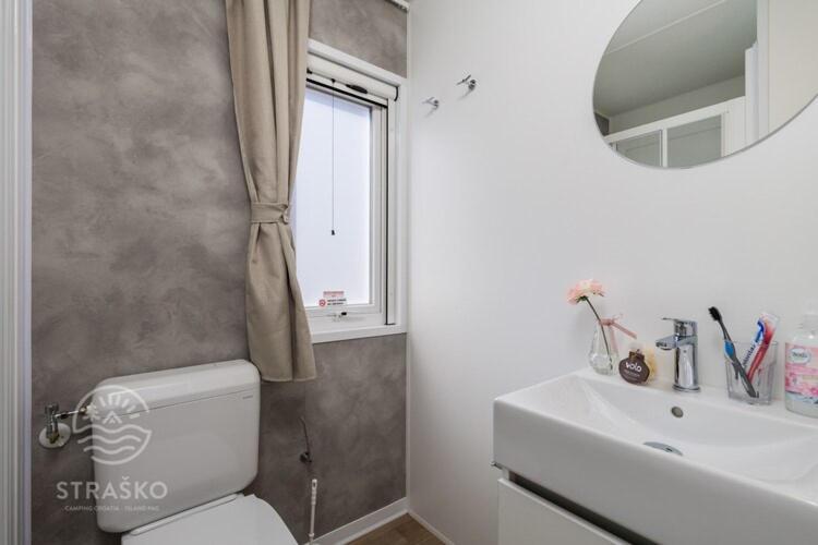 Premium Mobile Home In Новаля Екстериор снимка